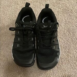 Stylish Black Athletic Women's Shoes